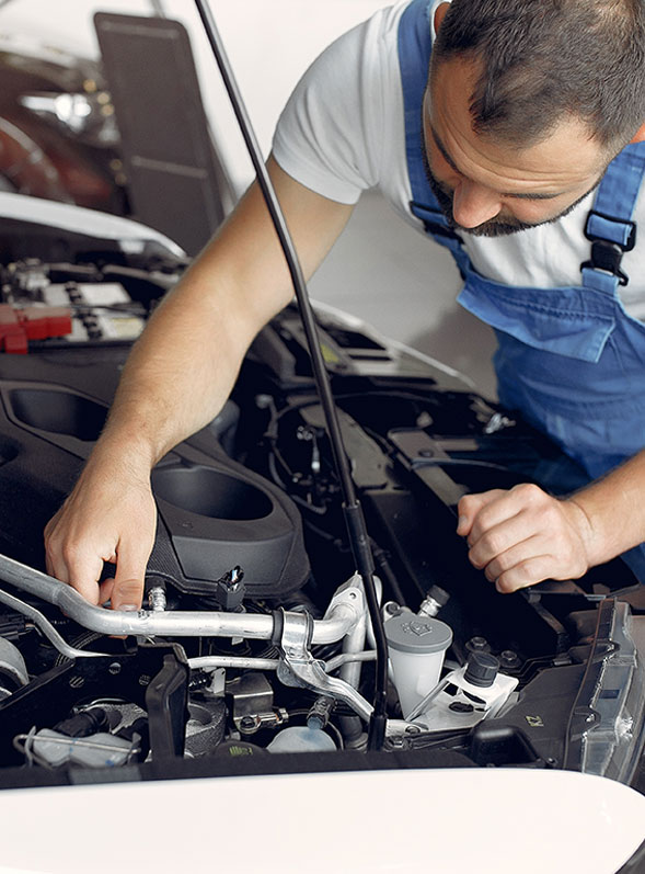 Mantenimiento de Equipos y Vehículos